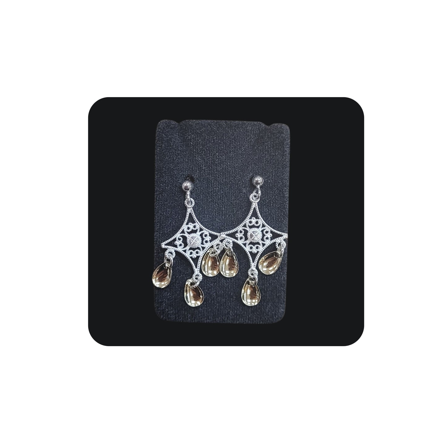 Sølje Earrings by Hasla
