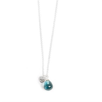 Short chain with glacier colored glass pendant